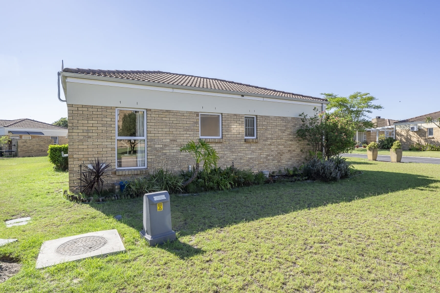 2 Bedroom Property for Sale in Protea Heights Western Cape